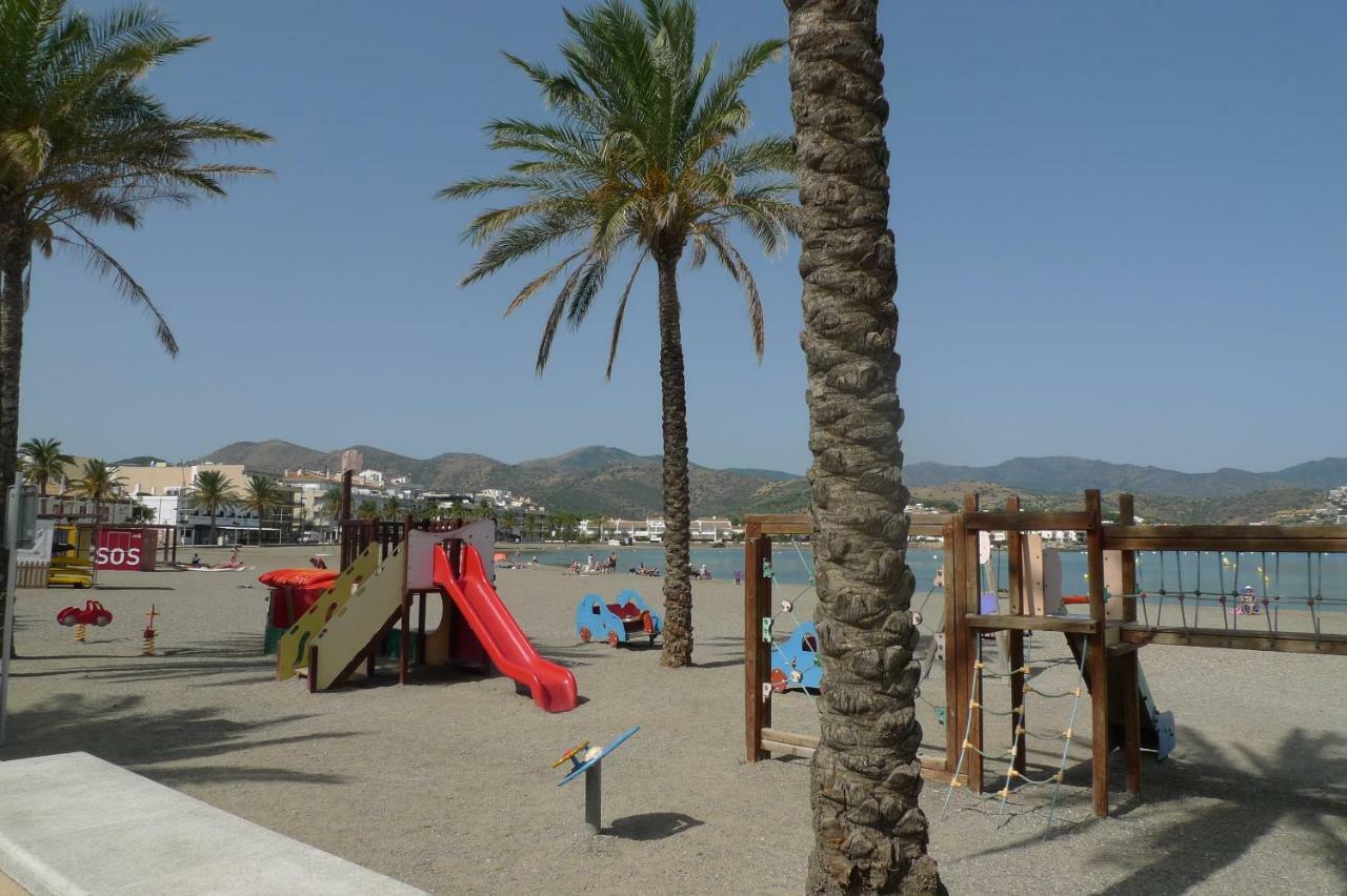 Platja Del Port Llançà